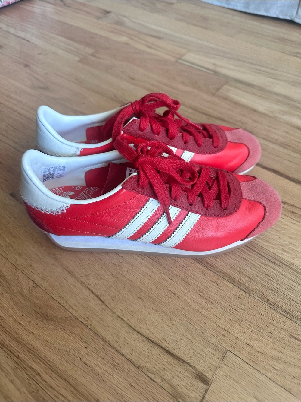 Adidas Retro Womens Sneakers